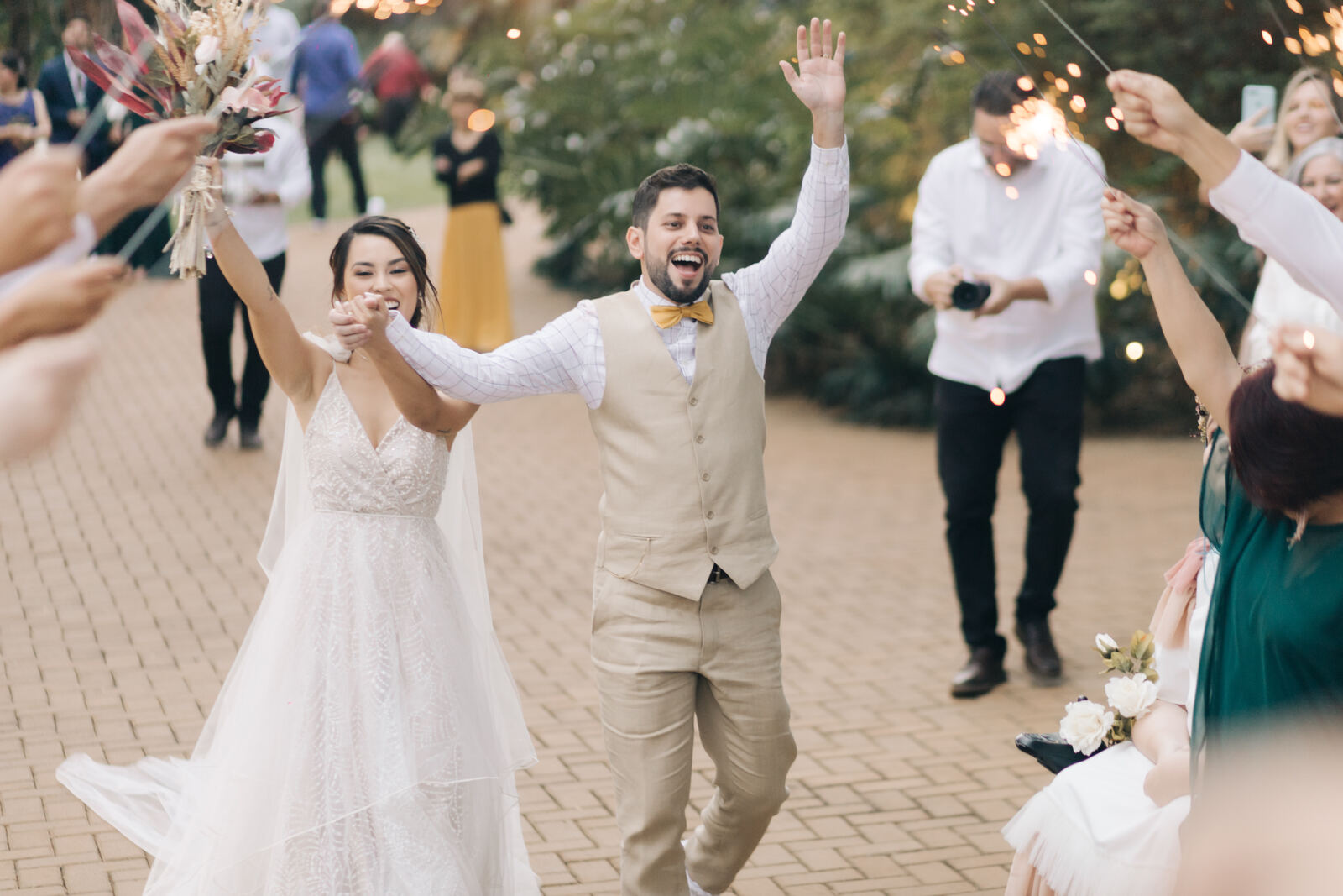 Isa & Neto — Festa